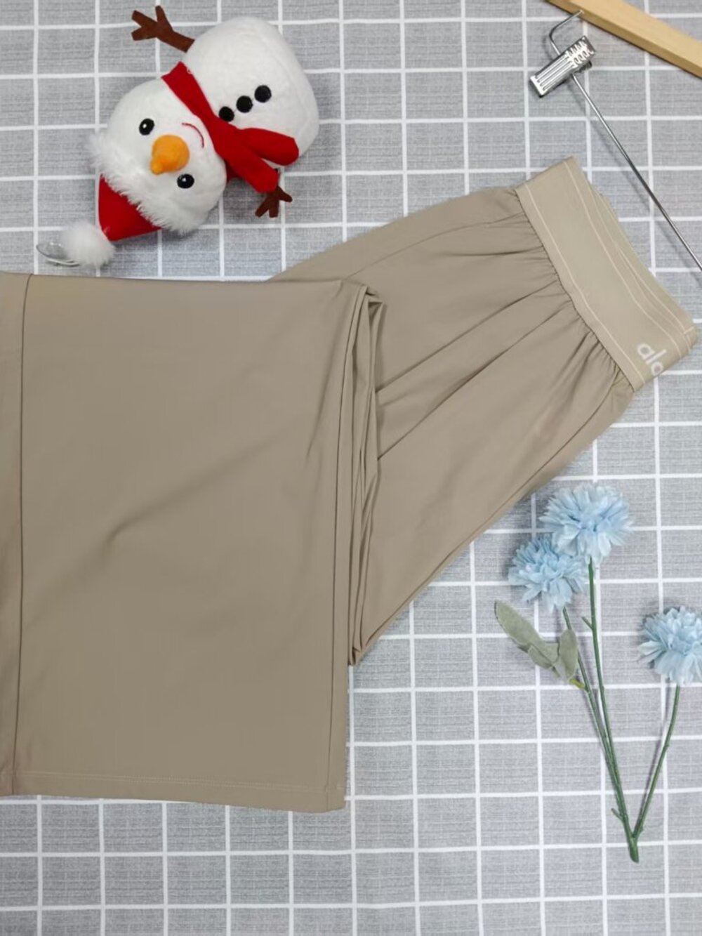 Gravel ALO Yoga🌸Suit Up Trouser（Regular）| Relaxed Fit💗Everyday Versatile Chic - Picture 7 of 9